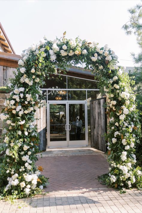 Wedding Entrance Flower Arrangement, Entrance Flowers Wedding, Floral Wedding Entrance Decor, Entrance Door Design Wedding, Entrance Gate For Wedding, Flower Gate Decoration Wedding, Entrance Gate Decoration For Wedding, Entry Door Flower Decoration, Entrance Decor Outdoor