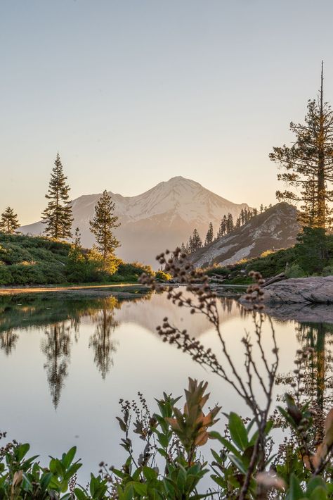 West Coast Summer, Matsuo Basho, Mount Shasta California, Annie Smith, Shasta California, Jessie Reyez, Summer Moon, Utah Trip, California Travel Guide