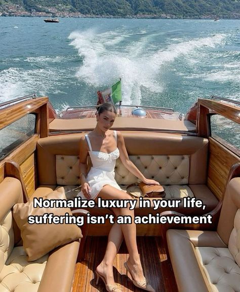 Normalize luxury in your life, suffering isn’t an achievement 💸 Save & send to your bestie 😍 Babe you deserve luxury! Success is the achievement and being able to spoil yourself! Instead of arguing for your suffering, argue for your success! The online world is filled with opportunities! You can learn how to create multiple income streams from the phone you are holding right now! 📱 Comment or DM ‘PREVIEW’ and I’ll send you a free preview of a course that will teach you how to create mult... Send To Your Bestie, Smart With Money, Boss Lady Motivation, Entrepreneur Women, Woman Successful, Girl Money, Money Luxury, Multiple Income Streams, Multiple Income