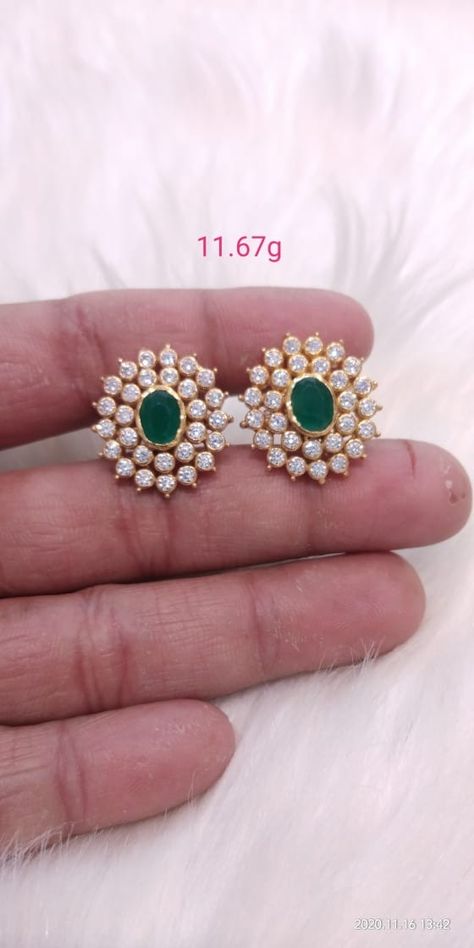 Studs For Older Women Indian, Studs Earrings Gold India Latest, Earrings For Mom Indian, Studs Earrings Gold India, Temple Jewellery Jhumkas, Studs Earrings Gold, Small Earrings Gold, Jewerly Ring, Jhumka Designs