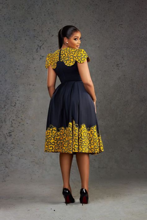 African Attire Dresses, African Print Dress Ankara, Short African Dresses, Best African Dresses, African Dresses Modern, Afrikaanse Mode, African Wear Dresses, African Fashion Traditional, African Fashion Modern