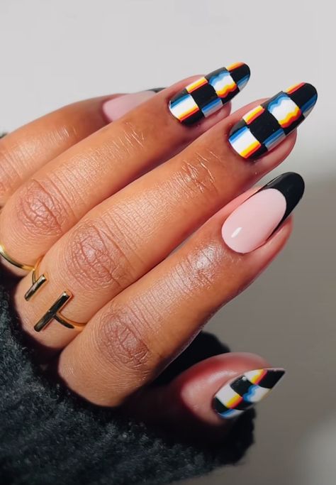 High Contrast Nails, Retro Nail Art Design, Music Fest Nails, Roller Skate Nails, Punk Rock Nail Art, 1988 Nails, Rock Inspired Nails, Cmyk Nails, Skater Nails Aesthetic