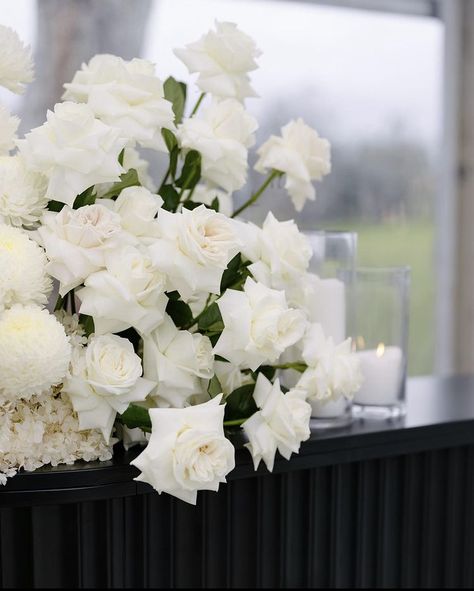 Wedding Bar Flowers White, All White Floral Centerpieces, All White Wedding Florals, White Rose Wedding Centerpieces, Bahama Wedding, Head Table Flowers, All White Wedding Flowers, Bar Florals, White Rose Wedding