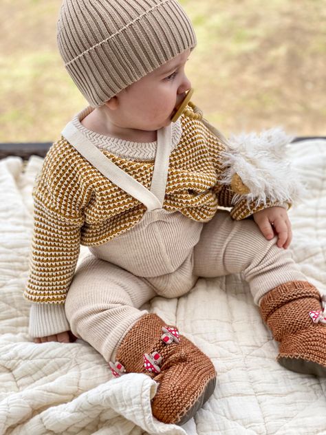 Winter Fotos, Silly Silas, Sweater Quilt, Misha Puff, Baby Brands, Children Style, Kids Closet, Quilted Blanket, Misha And Puff