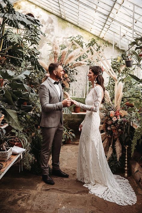 Greenhouse Elopement, Small Boho Wedding, Wedding Concept Ideas, Botanical Greenhouse, Lace Long Sleeve Wedding Dress, Wedding Dresses With Long Sleeves, Sleeved Wedding Dress, Long Sleeve Bridal Dresses, Long Sleeve Bridal Gown