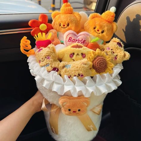 My good friend, I’ll receive this butter bear plush bouquet at birthday, right?🥰#butterbear #plushie #stuffedanimals #bouquets #giftidea #giftguide Plushie Bouquet, Teddy Bear Bouquet, Plush Bouquet, Bear Bouquet, Gift Inspo, My Good, Bear Plush, Gift Guide, Bouquets