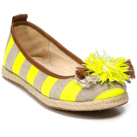 Juicy Couture Flats Trendy Clothing Stores, Striped Espadrilles, Fashion Australia, Striped Flats, Espadrille Flats, Comfy Flats, International Clothing, Shoes Spring, Luxury Purses