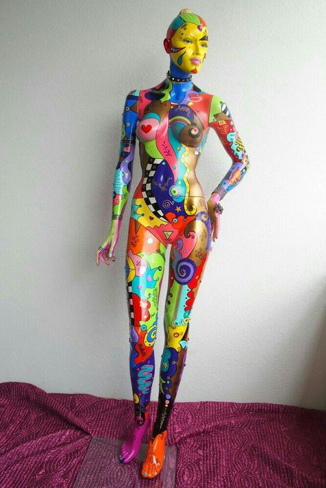 Mannequin Parts, Art Mannequin, Female Body Paintings, Mannequin Art, Paint Techniques, Mom Art, Decorative Sculpture, Dress Forms, Laura Lee