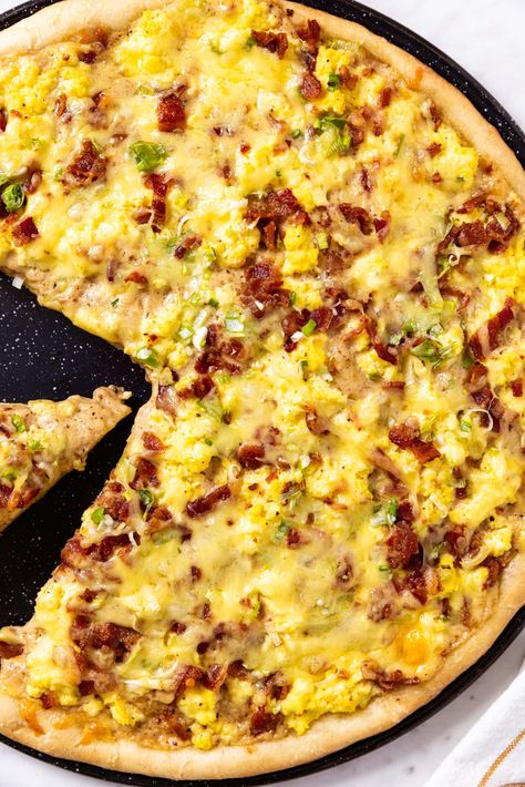 Bacon Breakfast Pizza, Breakfast Pizza With Hollandaise Sauce, Lavash Bread Breakfast Pizza, Eggs Benedict Pizza, Ninja Pizza Oven Recipes, Sauce For Breakfast Pizza, Homemade Breakfast Pizza, Breakfast Pizza Sauce, Breakfast Pizza Recipes