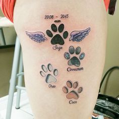 10+ Of The Best Dog Tattoo Ideas Ever Dog Paw Tattoos, Cat Paw Print Tattoo, Paw Tattoos, Pet Memorial Tattoo, Dog Memorial Tattoos, Pawprint Tattoo, Dog Paw Tattoo, Paw Tattoo, Memorial Tattoo