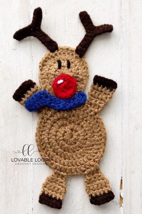 Free Reindeer Applique Crochet Pattern. #reindeerapplique #crochetreindeer #christmascrochet #christmasapplique #holidayapplique #lovableloops Reindeer Applique, Crochet Reindeer, Crochet Geek, Crochet Christmas Decorations, Christmas Blanket, Christmas Applique, Holiday Crochet, Christmas Crochet Patterns, Crochet Applique