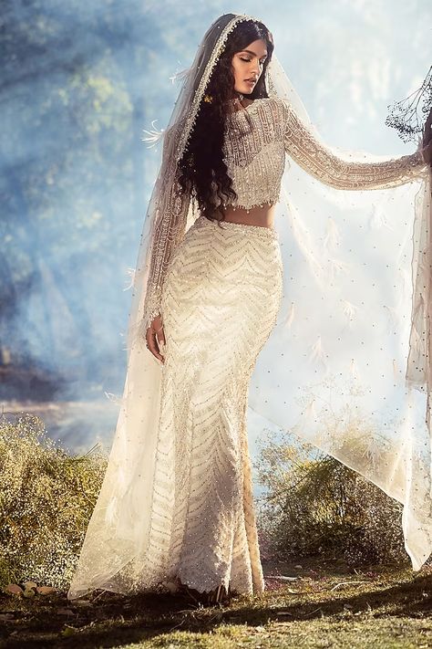 Ivory Net Embroidered Skirt Set Design by NITIKA GUJRAL at Pernia's Pop Up Shop 2023 Baju Kahwin, White Lehenga, Simple Lehenga, Ivory Skirt, Wedding Lehengas, Green Tulle, Bride Outfits, Bridal Lehenga Red, Ivory Blouse