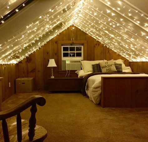 38 Things That'll Make You Look Cooler Than You Actually Are Angled Ceiling Bedroom, Attic Bedroom Ideas Angled Ceilings, Slanted Ceiling Bedroom, Slanted Walls, Attic Lighting, Attic Bedroom Designs, Angled Ceilings, Slanted Ceiling, Small Attic