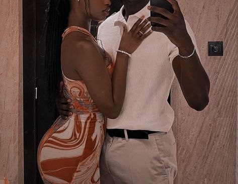 Couple Date Night Outfits, Girlfriend And Boyfriend Love, Swag Couples, Ebony Love, Couple Fits, Beautiful Photoshoot Ideas, Cute Couple Outfits, Black Love Couples, Black Couples Goals