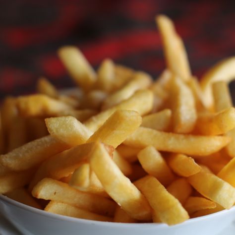 Leftover French Fries, Reheat French Fries, French Fries At Home, Foods For Heart Health, Air Fryer French Fries, Slow Cooker Bread, Potato Varieties, French Fries Recipe, Frozen French Fries