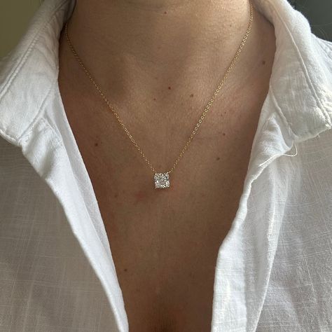 Small Diamond Necklace, Square Pendant Necklace, Beautiful Bouquet Of Flowers, Crushed Ice, India Jewelry, Diamond Simulant, Tennis Necklace, Square Pendant, Solitaire Pendant