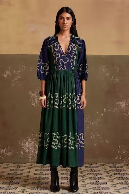 Buy Emerald Green Cotton Printed And Embroidered Poem Color Block Dress For Women by Cord Online at Aza Fashions. Block Print Kurti Designs Latest, Block Printed Dress, Print Kurti Designs Latest, Aesthetic Kurta, Block Print Kurti Designs, Blaise Zabini, Printed Kurti Designs, Clothing Pattern Design, Kurti Style