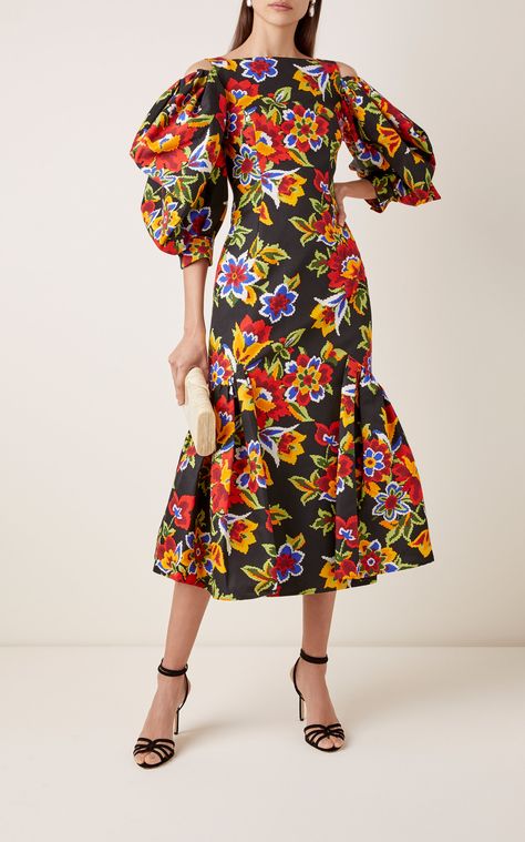 Cold-Shoulder Floral Cotton And Silk-Blend Dress by CAROLINA HERRERA Now Available on Moda Operandi Silk Dress Design Ideas, Carolina Herrera 2022, Slim Outfits, Carolina Herrera Fashion, Office Wear Dresses, Mermaid Fit, Carolina Herrera Dresses, Floral Cotton Dress, Floral Bodycon