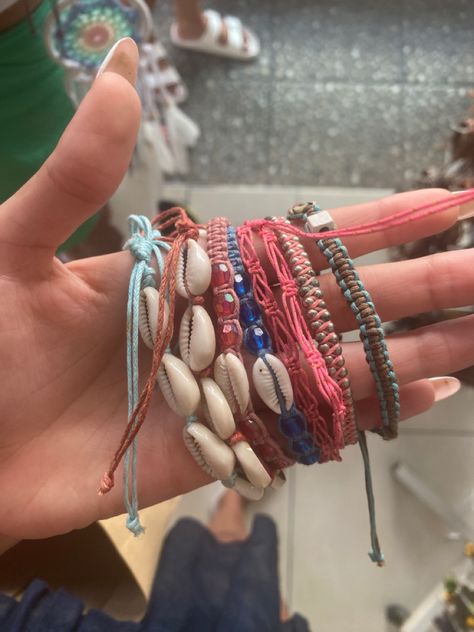 Bali Friendship Bracelets, Coconut Girl Bracelets, Vacation Bracelets, Bali Bracelets, Puka Shell Bracelet, Bali Seminyak, Beaded Braclets, Holiday Bracelets, Bali Jewelry