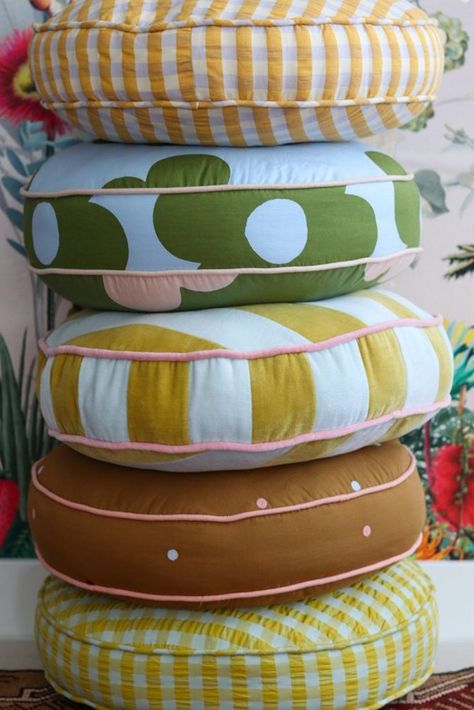 The cutest cotton cushions by Mosey Me. Our range of round cushions in bold prints and colours is designed to suit a variety of interior styles. Add a pop of personality to your living room or bedroom with these beauties. Textiles Aesthetic, Snail Home, Olive Flower, Fun Pillows, Round Chair Cushions, Pillow Inspiration, Cats Furniture, Dream Nurseries, Create Decor