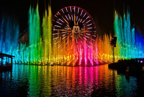 Best World of Color Viewing Spots & Photography Tips - World of Color is a fountain-based nighttime spectacular at Disney California Adventure in Disneyland Resort. World of Color: Celebrate is the new version Disneyland Spring, Photo Disney, Colors Of The World, Disney Parque, Disney Tourist Blog, Disneyland California Adventure, Disneyland Pictures, Fire Works, Disney Photography