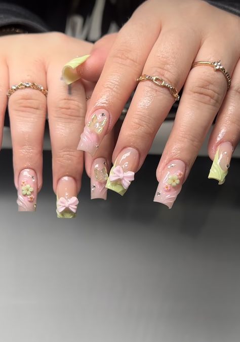 Pink And Green Nails With Flowers, Flower Charm Nail Designs, Pink And Emerald Green Nails, Green Spring Acrylic Nails, Ethereal Nails Square, Basic Design Nails, Nail Inspo Multicolor, Besame Mucho Nails, Spring Nail Set Ideas