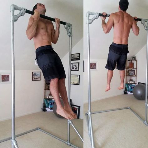 DIY Free Standing Pull-Up Bar Outdoor Pull Up Bar, Diy Pull Up Bar, Homemade Gym, Homemade Gym Equipment, Backyard Gym, Diy Gym Equipment, Diy Fitness, Gym Images, Dip Station