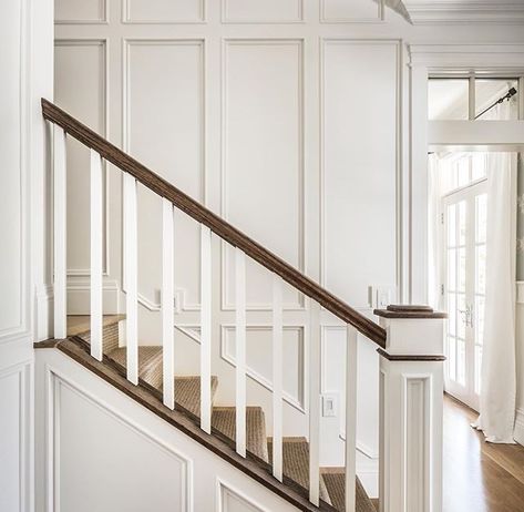 White Wainscoting, Grand Foyer, Foyer Decor, So Fresh, M F, Grand Entrance, Clever Design, Wainscoting, Design Solutions