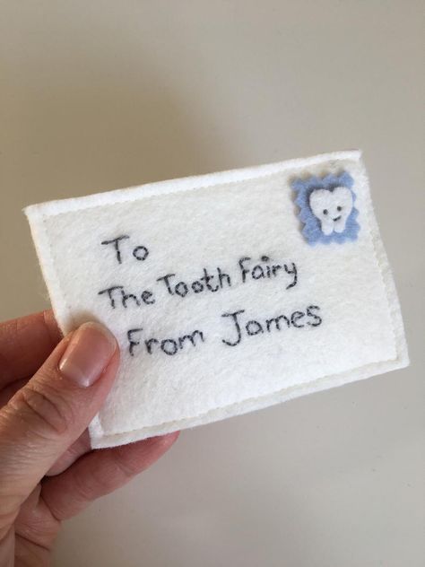 Sew Tooth Fairy Pouch, Felt Tooth Fairy Pouch, Diy Tooth Fairy Ideas, Tooth Fairy Envelope, Tooth Fairy Pillow Diy, Tooth Fairy Ideas, Cat Pillow Pattern, Tooth Fairy Pillow Pattern, Tooth Fairy Pouch