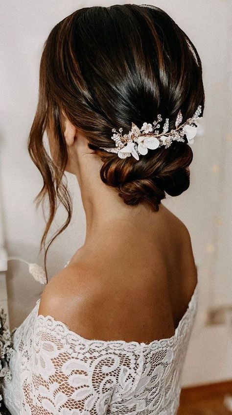 Debs Hairstyles, Prom Hairstyles Updos, Portfolio Project, Wedding Hair Up, Ball Hairstyles, Bridal Hair Updo, Up Dos For Medium Hair, Homecoming Hair Down, Coral Wedding