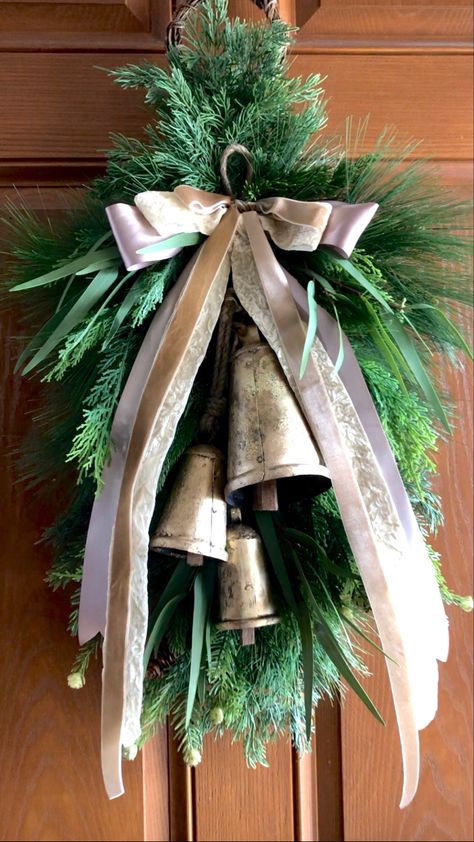 Christmas Wreaths With Bells For Front Door, Front Door Christmas Swag, Double Door Christmas Decor, Gate Wreath, Christmas Swags For Front Door, Christmas Swags Ideas, Wreaths With Bells, Wreath With Bells, Christmas Shop Displays