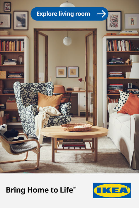 This room shows how to mix traditional and modern living room furniture, incorporate colours and patterns to bring life to a beige base, and other ideas for a beautifully balanced room. With thoughtfully designed areas that encourage spending time with your children, this room is a lively and relaxed space for the whole family. Traditional Living Room Ideas, Interesting Rooms, Traditional Eclectic, Vibrant Living Room, Arm Chair Styles, Medicine Hat, Beige Living Rooms, Farmhouse Inspiration, Desert Boot