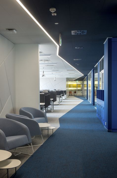 Dark Office Ceiling, Media Office Interior, Best Office Design, Office Block, Colorful Office, Color Office, Commercial Office Design, Industrial Office Design, Office Design Inspiration