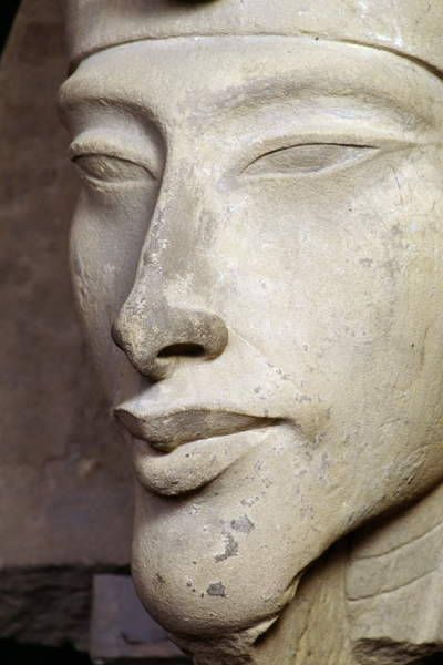 Bust of AkhenatenDetail from a statue of king Akhenaten holding... Earth Sculpture, Queen Tiye, Ancient Egypt Aesthetic, Ancestral Art, Ancient Egypt Projects, Egyptian Civilization, Egypt Museum, Ancient Egyptian Artifacts, Elder Brother