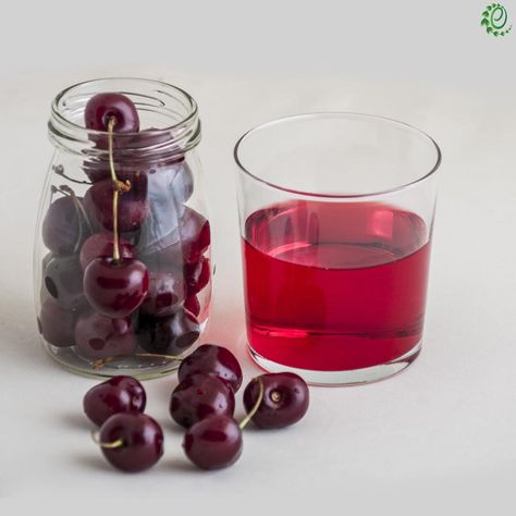 Many people are turning to tart cherry juice for their health needs, due to its rich supply of antioxidants and anti-inflammatory compounds. Tart cherry juice is very beneficial for promoting good and sound sleep and at the same time also prevents gout. Now that the festive season in on, you can use this healthy juice in the exotic beverages like sorbets and alcoholic drinks like vodka in place of orange juice! On that note, cheers! 🍷🍒 Black Cherry Juice Benefits, Cherry Juice Benefits, Health Benefits Of Cherries, Black Cherry Juice, Black Cherry Tree, Juice Benefits, Black Cherries, Tart Cherry Juice, Purple Fruit