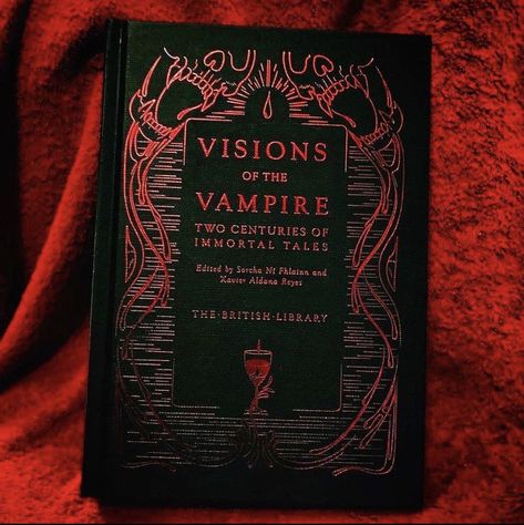 Vampire Book, Gothic Books, Vampire Books, Fantasy Books To Read, Unread Books, Recommended Books To Read, Horror Books, Inspirational Books To Read, Cool Books