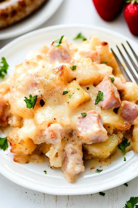 Easy Ham and Potato Casserole Ham And Potato Bake Recipe, Ham Sweet Potato Casserole, Ham And Potato Au Gratin Casserole, Ham And Sweet Potato Casserole, Ham And Mashed Potato Casserole, Leftover Ham And Potato Recipes, Ham Breakfast Casserole Recipes, Ham And Potato, Ham And Potatoes Casserole