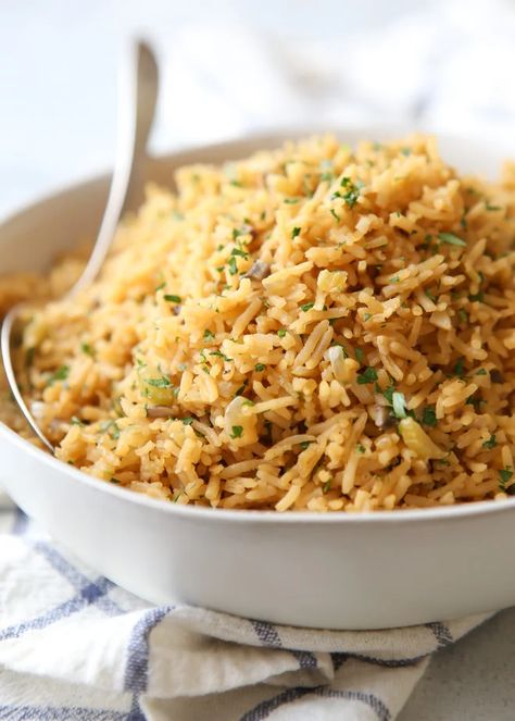 Rice Pilaf With Vermicelli, Best Rice Pilaf, Vegetable Rice Pilaf, Easy Rice Pilaf, Caribbean Rice, Homemade Turkey Gravy, Caribbean Foods, Completely Delicious, Rice Pilaf Recipe