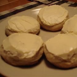 Eileens Cookies Recipe, Eileens Cookies, Sour Cream Cookies Recipe, Tyler Christmas, Buckeye Cookies, Cookie Frosting Recipe, Butter Cream Icing, Sour Cream Cookies, Cream Icing