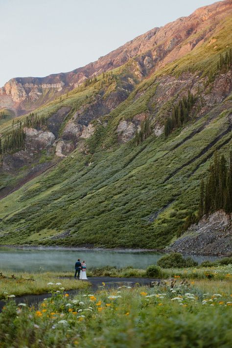 Emerald Lake Crested Butte, Crested Butte Colorado Wildflowers, Crested Butte Colorado Elopement, Mountain Wedding Garden Crested Butte, Crested Butte Wildflowers, Crested Butte Elopement, Colorado Elopement Locations, Wild West Wedding, Outdoorsy Wedding