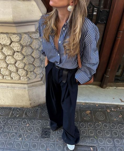 Casually Chic, Business Professional Outfits, Mode Turban, Paris Mode, Corporate Outfits, Summer Street, Neue Outfits, Outfit Trends, Business Professional