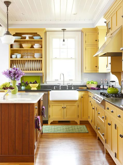 Beautiful yellow painted kitchen cabinets Kitchen Armoire Ideas, Antique Yellow Kitchen Cabinets, Artsy Cottage, Red Kitchens, Yellow Kitchen Designs, Yellow Kitchen Cabinets, Lake Kitchen, Cottage Kitchen Cabinets, Model Dapur