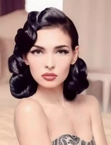 Diy Prom Hairstyles, Old Hollywood Hair, Wedding Hairstyles And Makeup, Diy Prom, Tortoise Hair, Hollywood Hair, Prom Hairstyles For Short Hair, Glam Hair, Hairstyles For Short Hair