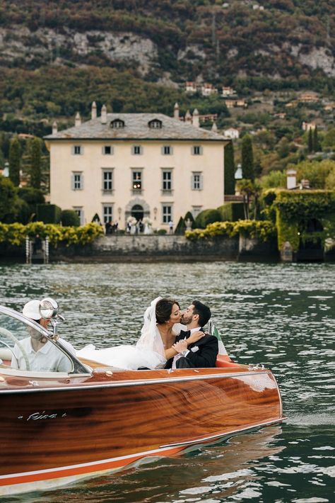 Santorini Wedding Venue, Boat Photoshoot, Riva Boat, Greece Italy, Destination Wedding Italy, Athens Wedding, Boat Wedding, Amalfi Coast Wedding, Como Wedding