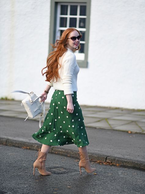 Why I've Stopped Caring About Instagram ⋆ Forever Amber | UK fashion, lifestyle and parenting blog Knotted Skirt Outfit, French Summer Outfits, Green Skirt Outfits, Forever Amber, Skirt Outfit Inspiration, Stopped Caring, High Heeled Ankle Boots, Green Polka Dot Dress, Knot Skirt