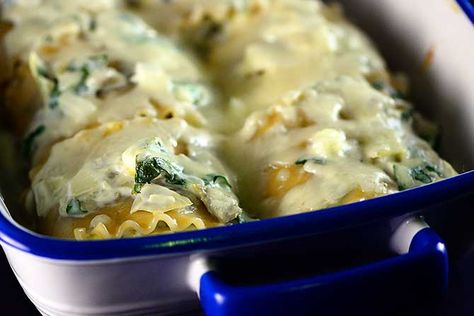 Spinach Artichoke Lasagna Rolls Recipe from addapinch.com Chicken Artichoke Lasagna, Spinach Artichoke Lasagna, Artichoke Lasagna, Spinach And Ricotta Lasagna, Lasagna Rolls Recipe, Spinach Lasagna Rolls, Lasagna Roll Ups, Spinach Artichoke Chicken, Spinach Artichoke Dip Recipe