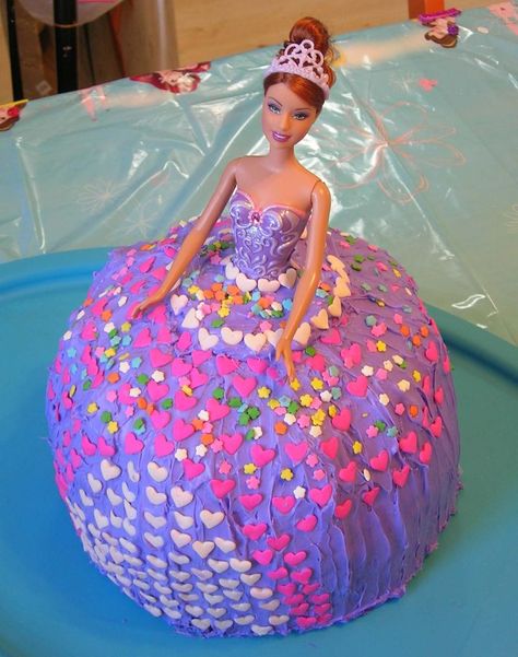 Barbie Cake With Bundt Pan, Princess Bundt Cake, Barbie Bundt Cake, Cake Bundt, Barbie Birthday Cake, Barbie Doll Cakes, Pizza Cake, Princess Birthday Cake, Barbie Birthday Party