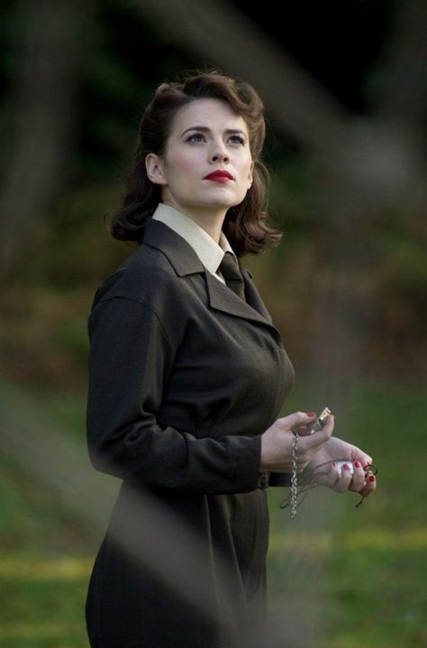 Haley Atwell, Kelly Carlson, Laura Vandervoort, January Jones, Hayley Atwell, Peggy Carter, Gemma Arterton, Agent Carter, And Peggy