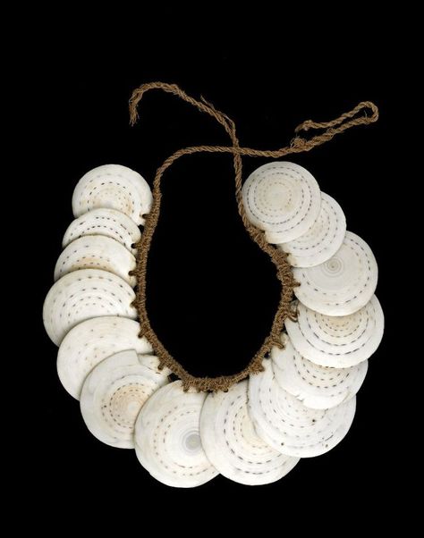 Necklace made of 14 perforated Conus Shell disks (flat ends), on 3 ply sennit fiber. Oceana. 19th-20th C early. Africa Jewelry, Ethnic Necklaces, Ancient Jewelry, African Jewelry, A Necklace, Shell Jewelry, British Museum, Shell Necklaces, Ethnic Jewelry