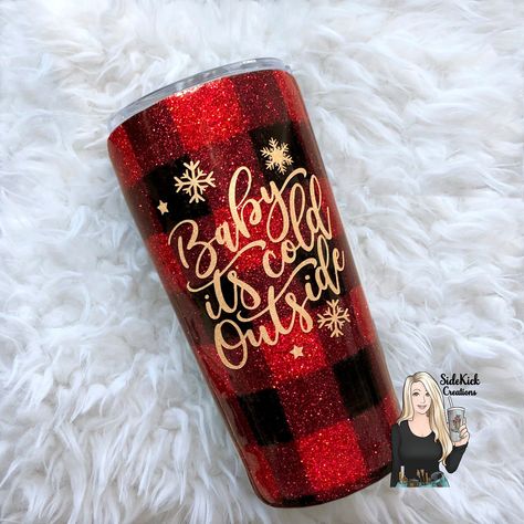 Christmas Themed Tumblers, Christmas Yeti Cup Designs, Epoxy Tumbler Christmas, Christmas Resin Cups, Plaid Glitter Tumbler, Tumbler Cups Christmas, Christmas Tumbler Glitter, Plaid Tumbler Ideas, Epoxy Christmas Tumblers